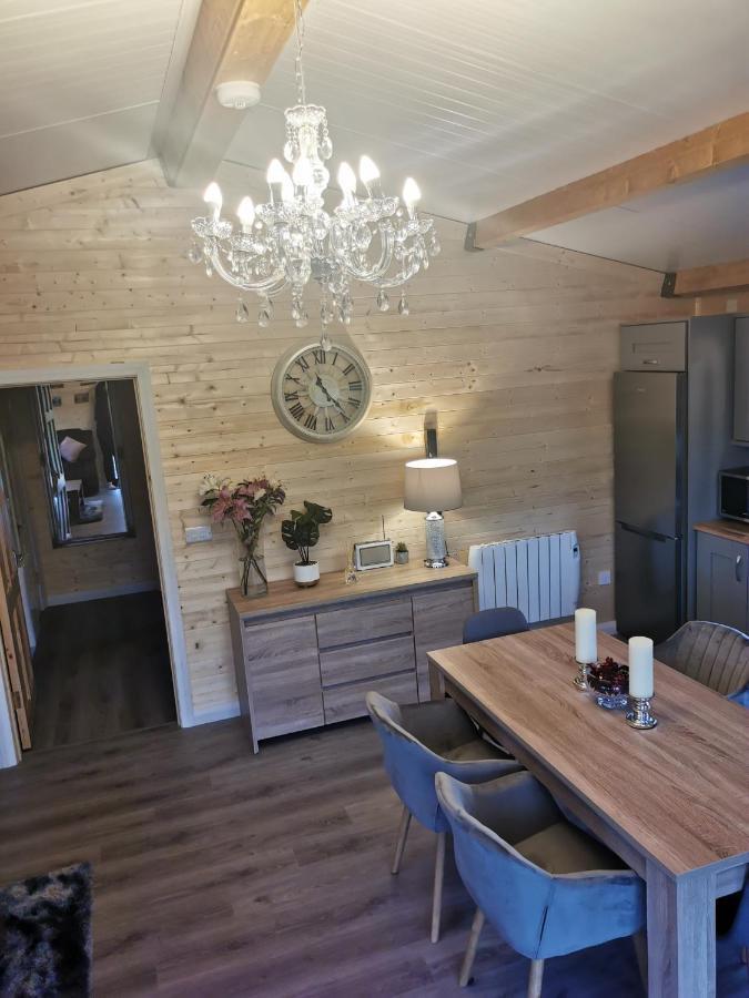 The Lodge Mountain View Log Cabin , Attymass Ballina Boyhollagh Bagian luar foto