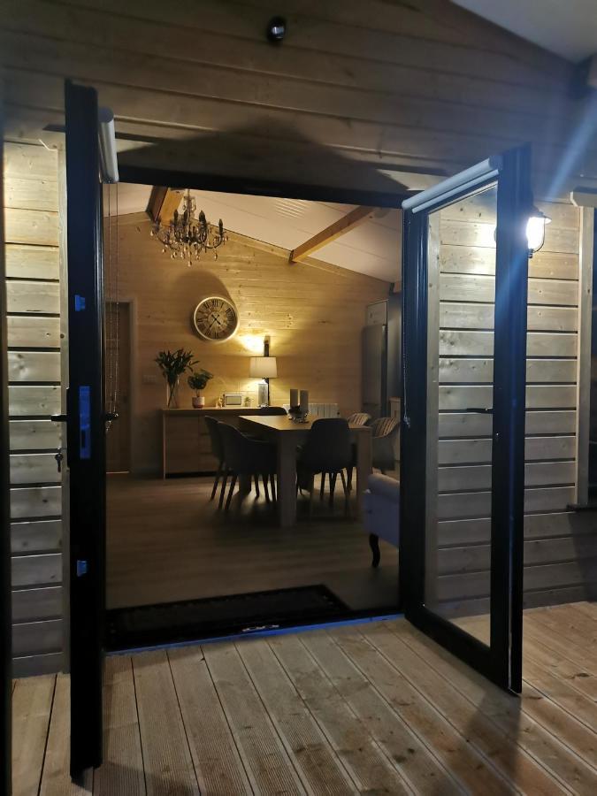 The Lodge Mountain View Log Cabin , Attymass Ballina Boyhollagh Bagian luar foto