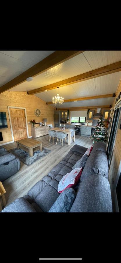 The Lodge Mountain View Log Cabin , Attymass Ballina Boyhollagh Bagian luar foto